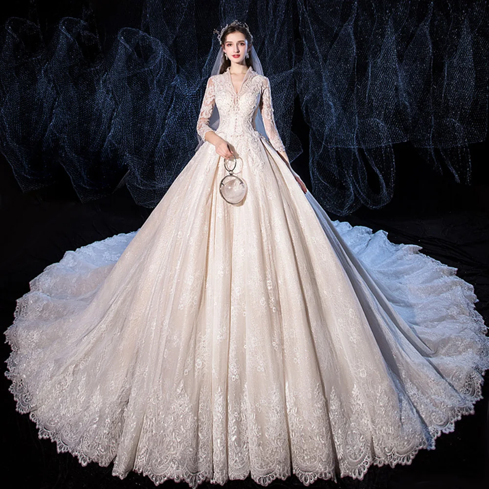 Beading Sequined Appliques Lace V-Neck Long Sleeve Gorgeous Ball Gown Wedding Dress With 1.5m Picture Chapel Train
Beading Sequined Appliques Lace V-Neck Long Sleeve Gorgeous Ball Gown Wedding Dress With 1.5m Picture Chapel Train