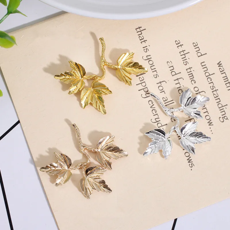 10Pcs/Lot 40x34mm Metal Alloy Leaves Handmade Materials Charms Pendants High Quality DIY Jewelry Accessories Wholesale
10Pcs/Lot 40x34mm Metal Alloy Leaves Handmade Materials Charms Pendants High Quality DIY Jewelry Accessories Wholesale