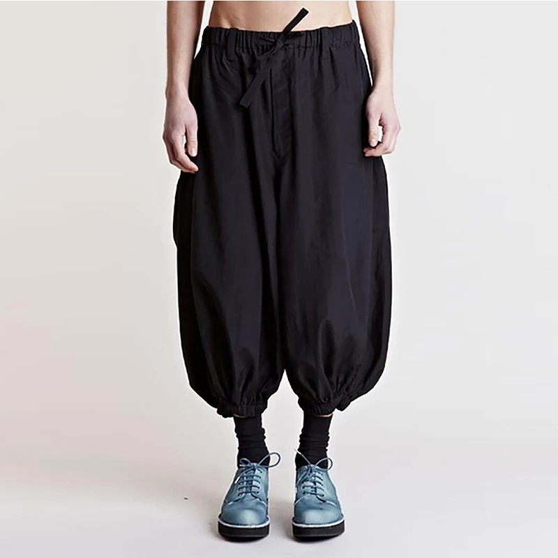 Новинка 2023, мужской парикмахерский стиль, модные повседневные брюки, укороченные брюки, свободные шаровары, костюмы
Новинка 2023, мужской парикмахерский стиль, модные повседневные брюки, укороченные брюки, свободные шаровары, костюмы