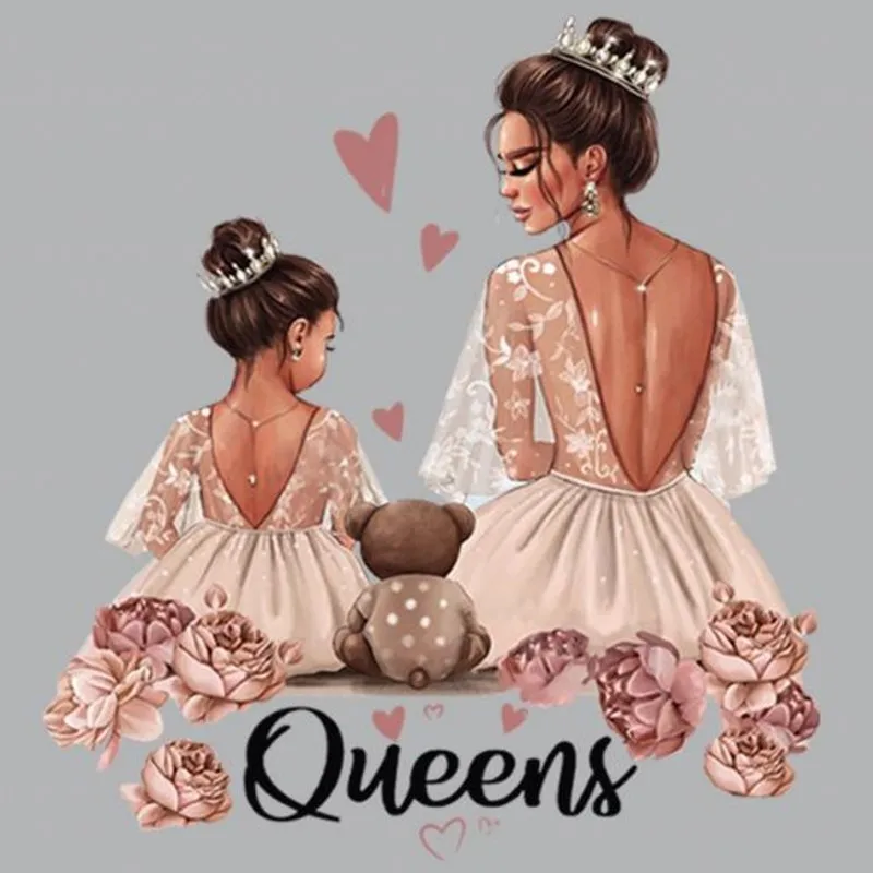 21.8x24cm Queen Mom Baby Girl Iron On Patches For DIY Heat Transfer Clothes T-Shirt Thermal Stickers Decoration Printing
21.8x24cm Queen Mom Baby Girl Iron On Patches For DIY Heat Transfer Clothes T-Shirt Thermal Stickers Decoration Printing