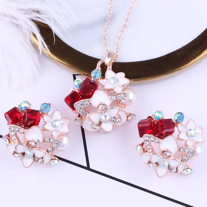 GU87 новое модное платье с цветочным узором с украшением в виде кристаллов, подвеска, серьги, набор женские циркон ожерелье серьги Свадебные а...
GU87 новое модное платье с цветочным узором с украшением в виде кристаллов, подвеска, серьги, набор женские циркон ожерелье серьги Свадебные а...