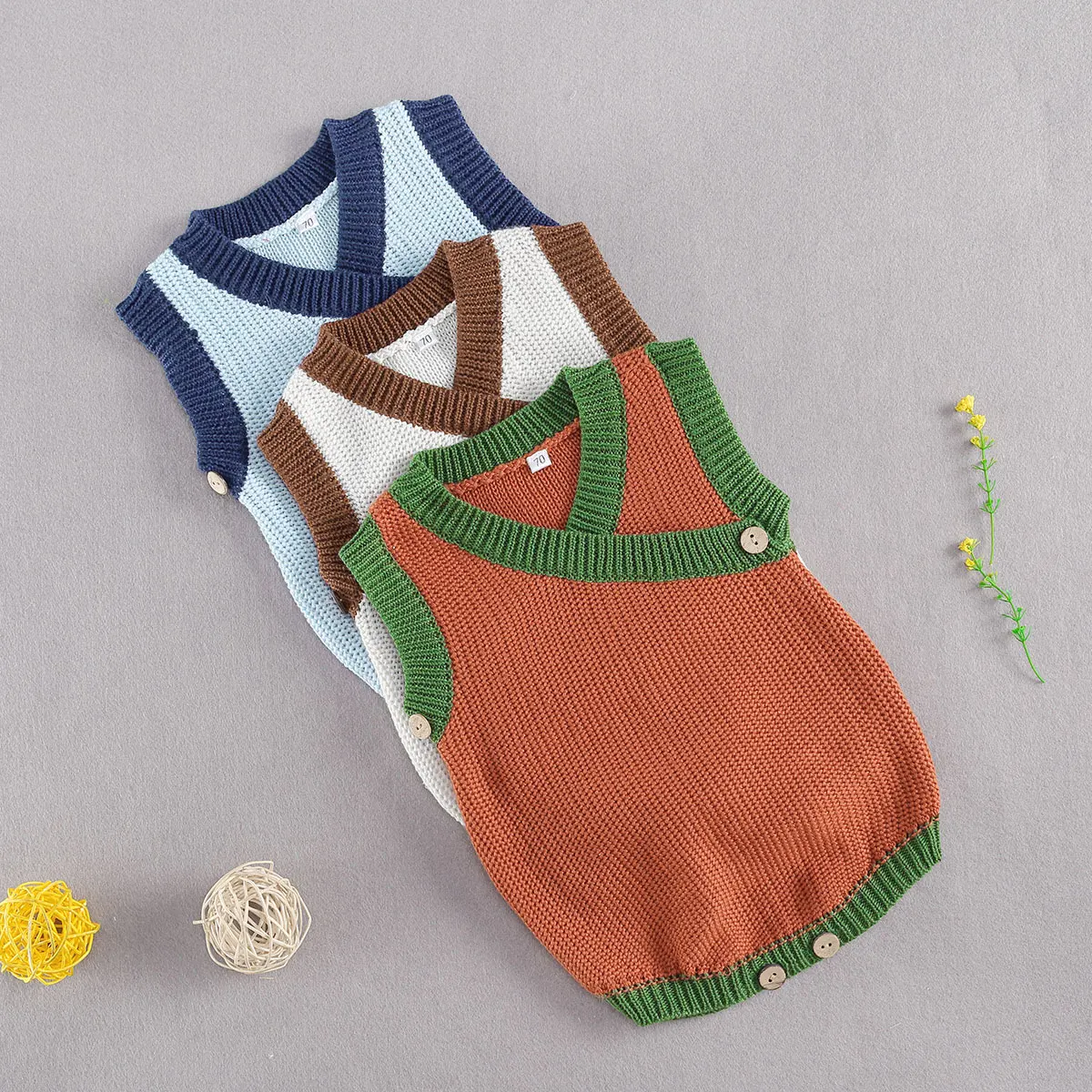Toddler Newborn One Piece Sweater Sleeveless Button Waistcoat Playsuit Pajamas Sleepwear
Toddler Newborn One Piece Sweater Sleeveless Button Waistcoat Playsuit Pajamas Sleepwear