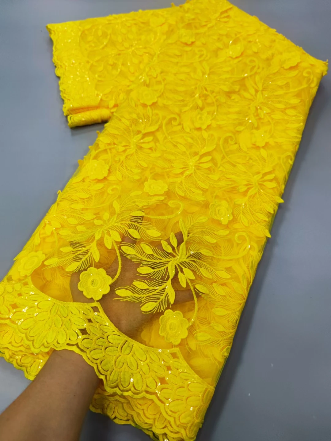 Beautiful 5yards African Embroidered High Quality French Lace Fabric Nigerian Net Tulle Lace Fabric COCO1010
Beautiful 5yards African Embroidered High Quality French Lace Fabric Nigerian Net Tulle Lace Fabric COCO1010