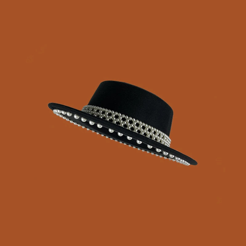 French Top Hat Retro Pearl Black Woolen Hat Hepburn Flat Brim Top Hat Autumn and Winter Elegant Ladies Jazz Hat Women's Hat
French Top Hat Retro Pearl Black Woolen Hat Hepburn Flat Brim Top Hat Autumn and Winter Elegant Ladies Jazz Hat Women's Hat