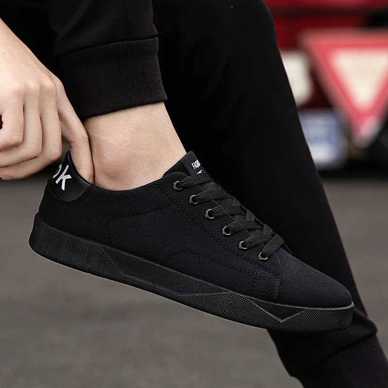 Sneakers Men Zapatos Casuales Summer Casual Shoes Sneakers Men Sapato Black Sport Men's Sneaker Breathable Fashion Light
Sneakers Men Zapatos Casuales Summer Casual Shoes Sneakers Men Sapato Black Sport Men's Sneaker Breathable Fashion Light