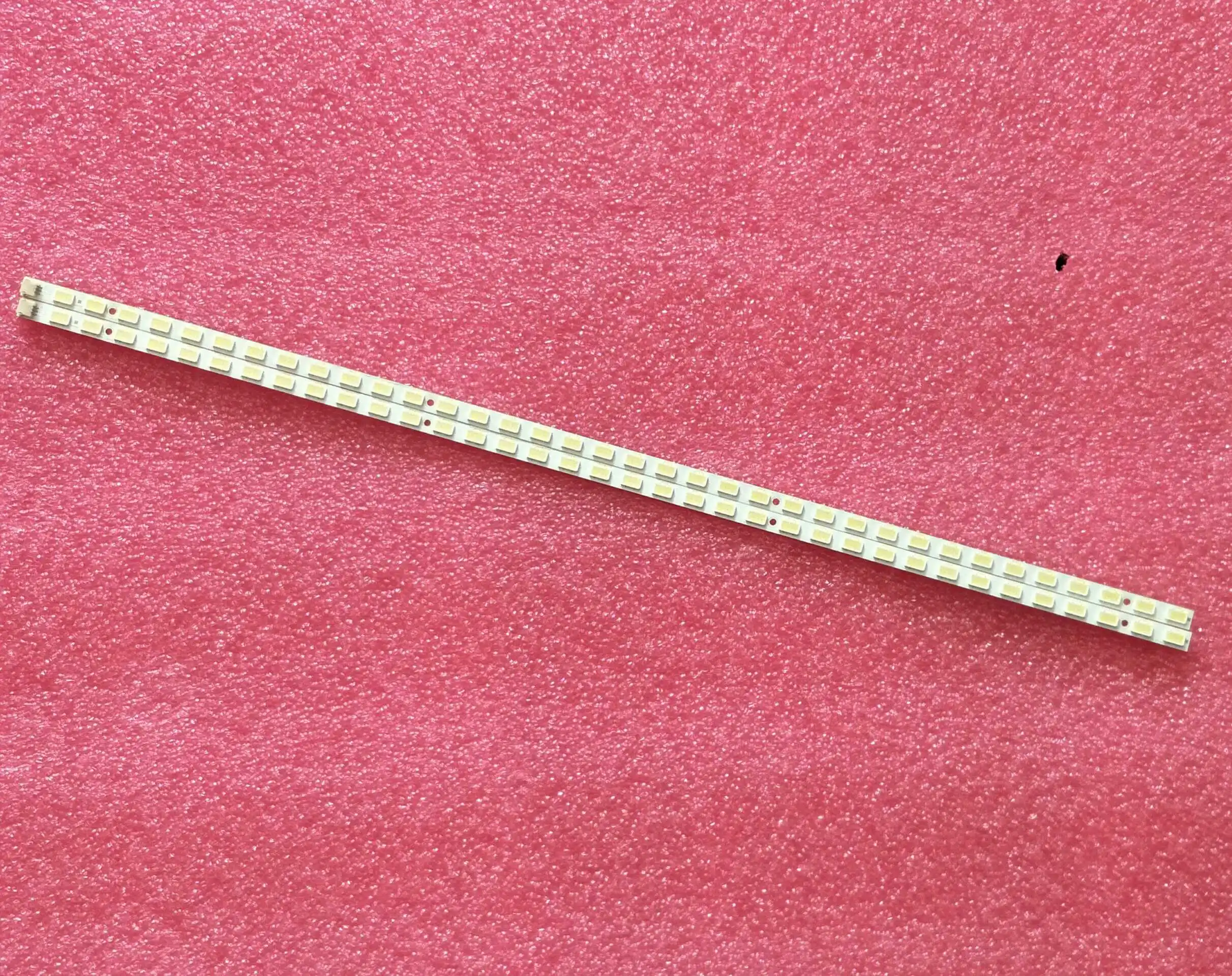 LED Backlight strip 36 Lamp for LG 32"TV 32LE4500 32LE5300 T315HW05 V.3 V4 31T12-01a 73.31T12.001-2-SK1 73.31T12.002-2-SK1 CS1
LED Backlight strip 36 Lamp for LG 32"TV 32LE4500 32LE5300 T315HW05 V.3 V4 31T12-01a 73.31T12.001-2-SK1 73.31T12.002-2-SK1 CS1