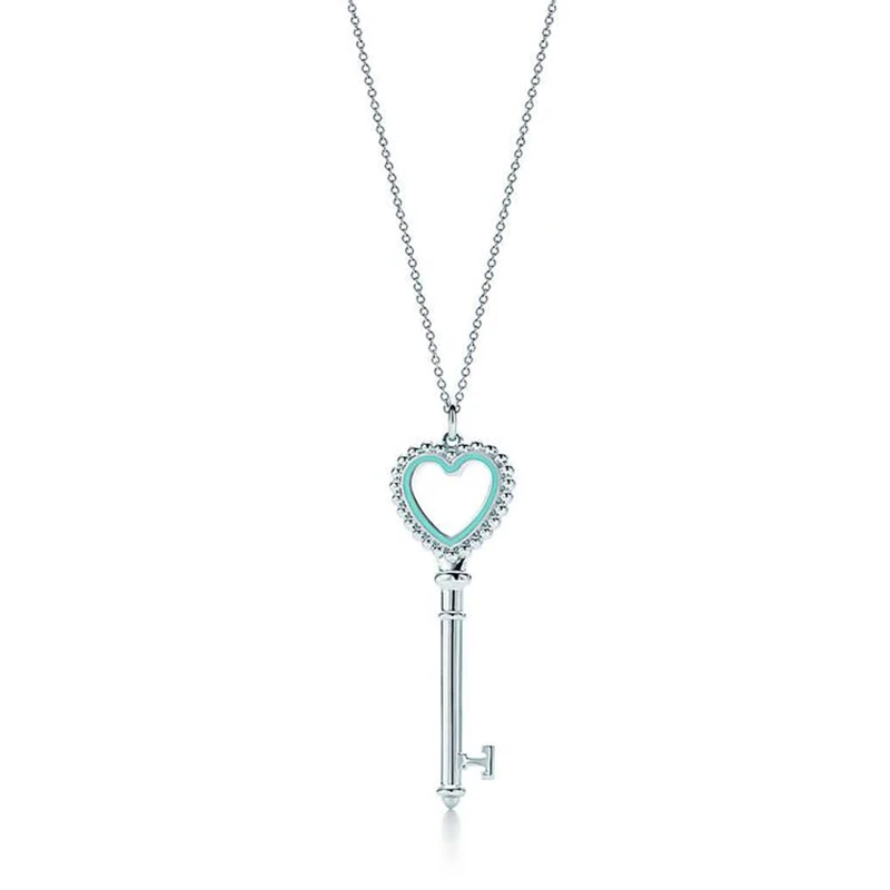 1: 1 Original Model S925 Sterling Silver Necklace Classic Fashion LOVE Key Pendant Necklace Ladies LOGO Jewelry Birthday Gift
1: 1 Original Model S925 Sterling Silver Necklace Classic Fashion LOVE Key Pendant Necklace Ladies LOGO Jewelry Birthday Gift