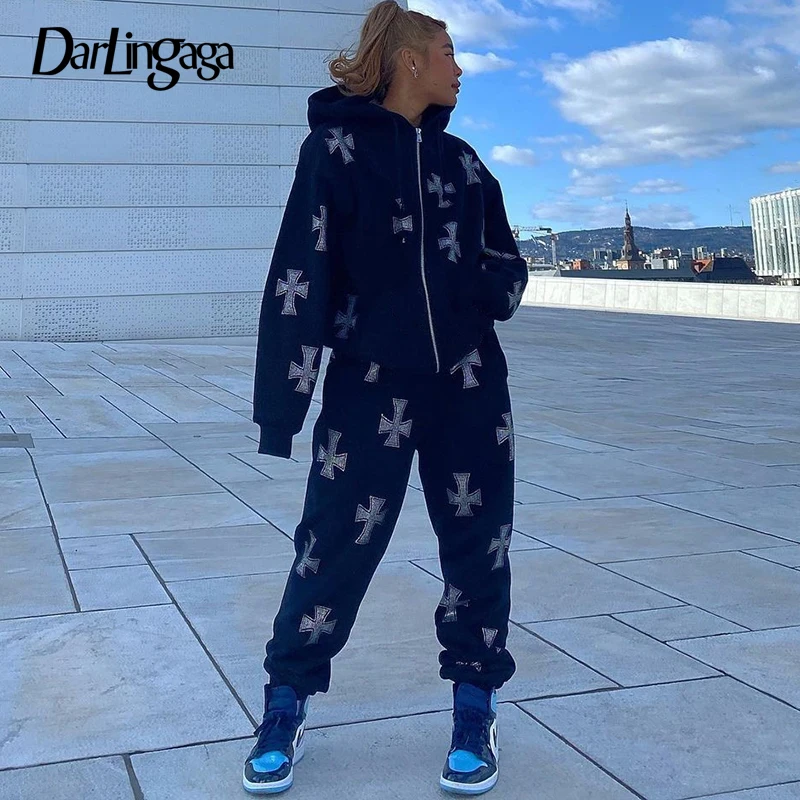 Darlingaga Streetwear Rhinestone Autumn Winter Tracksuit Women Oversized Hoodie and Pants Two Piece Set Women Loungewear Outfits
Darlingaga Streetwear Rhinestone Autumn Winter Tracksuit Women Oversized Hoodie and Pants Two Piece Set Women Loungewear Outfits