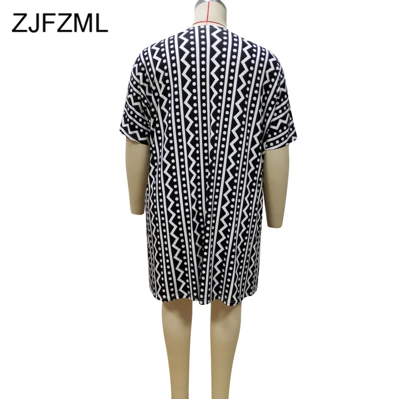 Color Blocking Pockets Spliced Plus Size Dress Women Short Sleeve Printed Black Mini Dresses Summer 0-neck Loose Causal Dress
Color Blocking Pockets Spliced Plus Size Dress Women Short Sleeve Printed Black Mini Dresses Summer 0-neck Loose Causal Dress
