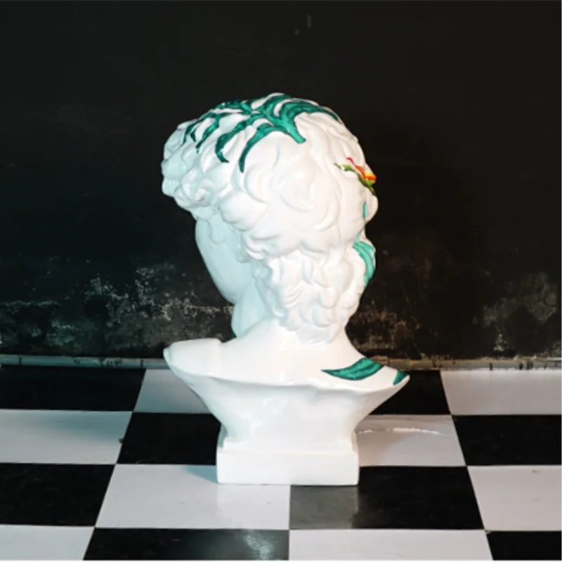 63cm Fiberglass Sculpture Decoration Michelangelo Buonarroti David Head Portraits Colored Drawing Statue Home Decor A1684
63cm Fiberglass Sculpture Decoration Michelangelo Buonarroti David Head Portraits Colored Drawing Statue Home Decor A1684