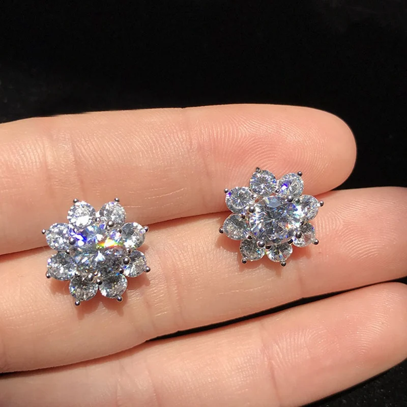 New Fashion Rhinestone Crystal Stud Earring Cute Winter Snowflake Earrings For Women Wedding And Party Jewelry Gift
New Fashion Rhinestone Crystal Stud Earring Cute Winter Snowflake Earrings For Women Wedding And Party Jewelry Gift