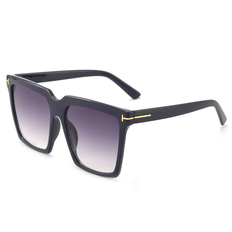 Очки солнцезащитные женские в винтажном стиле, брендовые большие квадратные очки с градиентом, UV400, черные, 2021
Очки солнцезащитные женские в винтажном стиле, брендовые большие квадратные очки с градиентом, UV400, черные, 2021