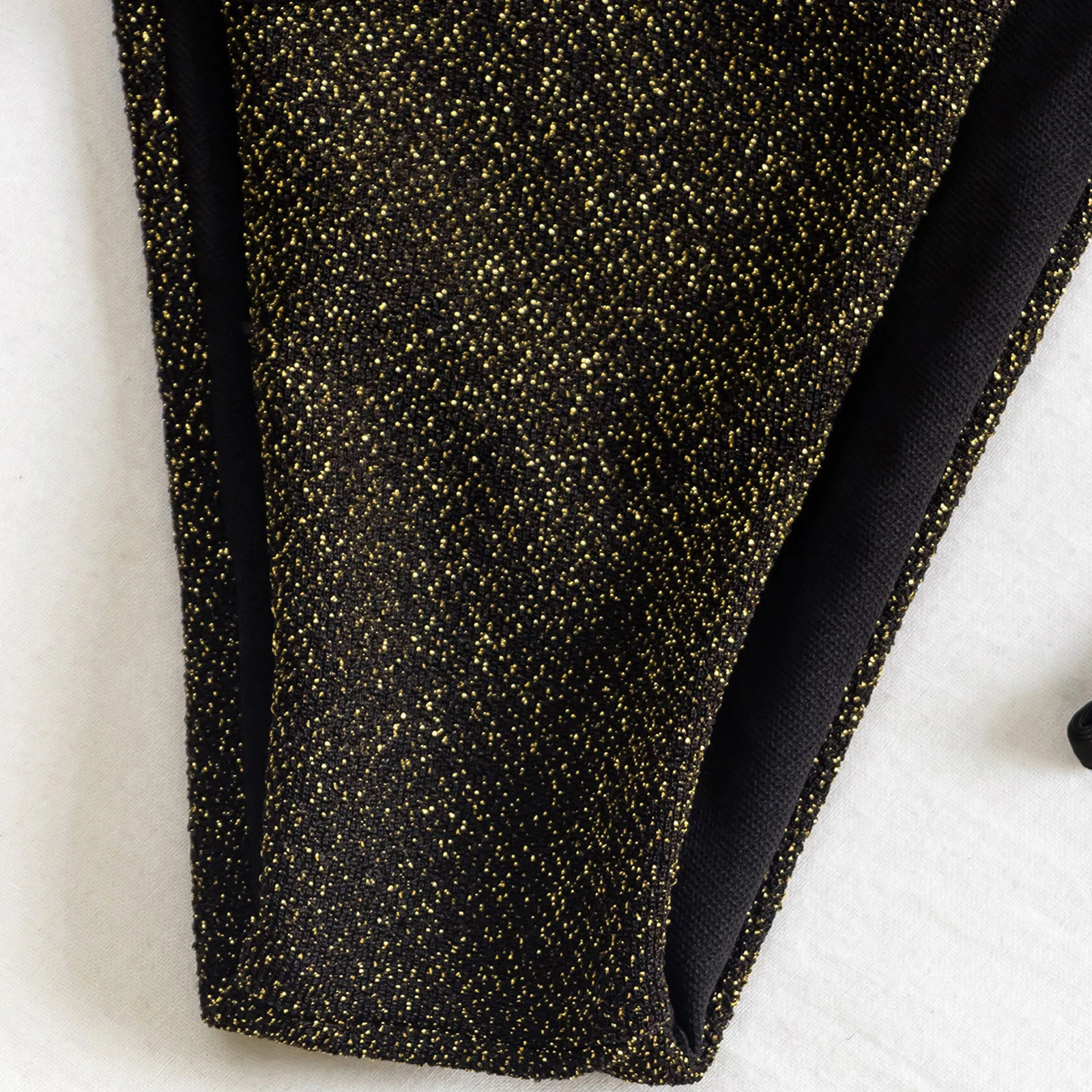 Sexy Ladies Women Glitter Swimwear Bikini Set Push-Up Bandage Summer Swimsuit Women Bathing Suit Biquini Maillots De Bain S-XL
Sexy Ladies Women Glitter Swimwear Bikini Set Push-Up Bandage Summer Swimsuit Women Bathing Suit Biquini Maillots De Bain S-XL