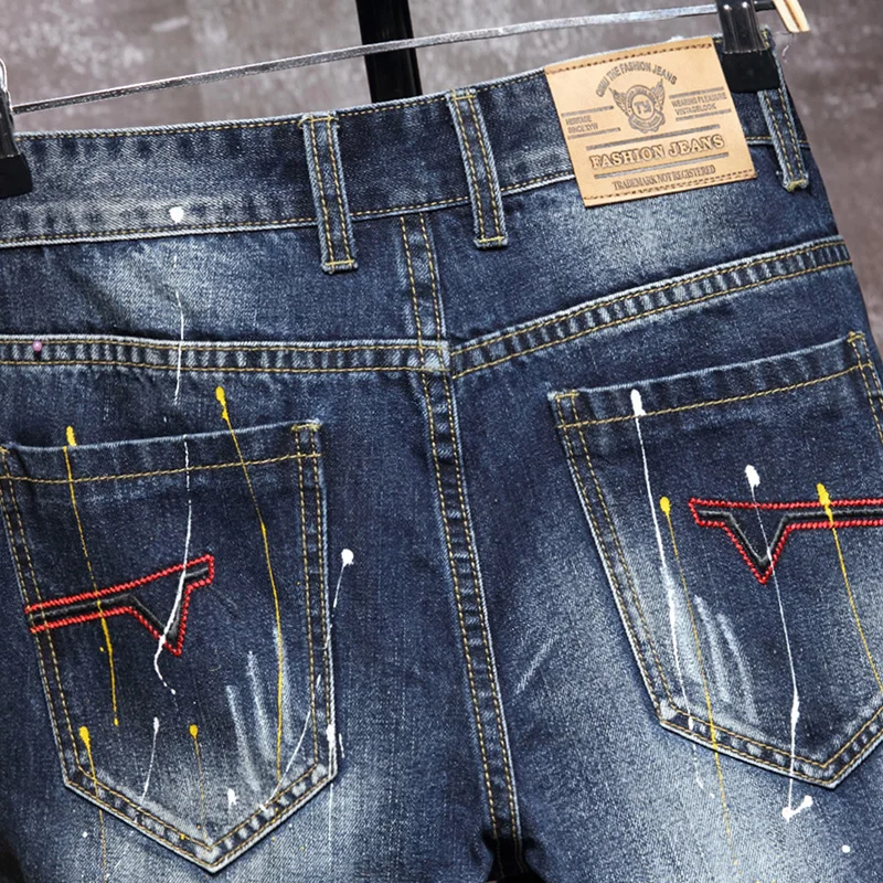 Luren Men's Graffiti Ripped Denim Shorts 2021 Summer Personality Fashion Retro Slim Classic Hole Short Jeans Male Brand Clothes
Luren Men's Graffiti Ripped Denim Shorts 2021 Summer Personality Fashion Retro Slim Classic Hole Short Jeans Male Brand Clothes