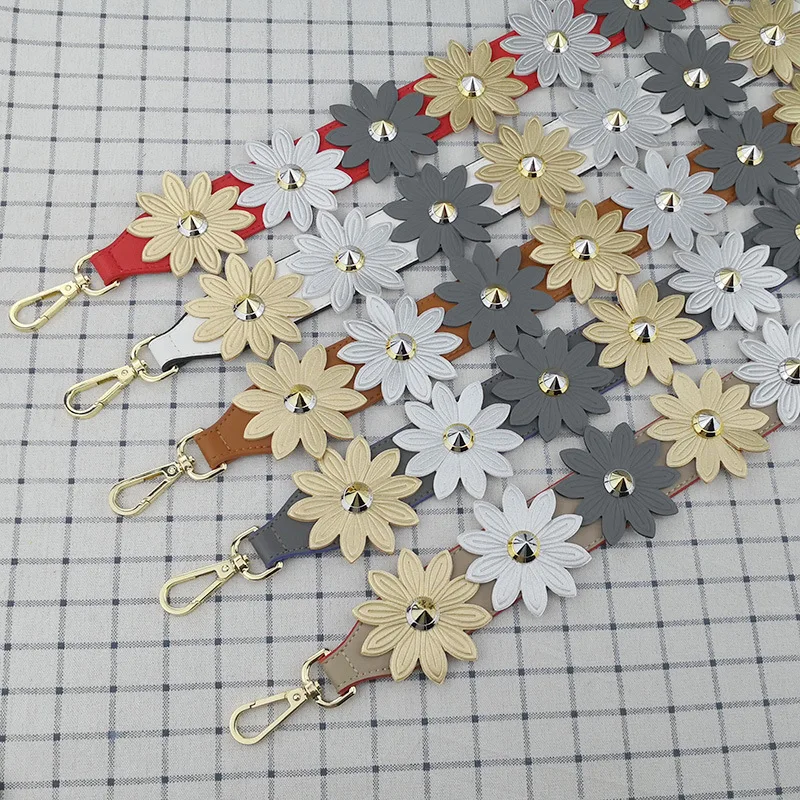 Daisy Floral Wide Leather Bag Strap Fashion Rivet Flower Accessories Luxury DIY Handbag Straps Bags Shoulder Belts Strap
Daisy Floral Wide Leather Bag Strap Fashion Rivet Flower Accessories Luxury DIY Handbag Straps Bags Shoulder Belts Strap