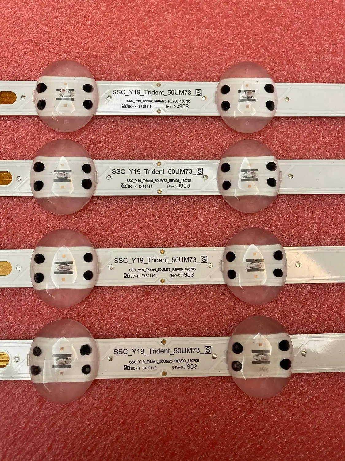 New 40 PCS/lot 7LED LED Backlight Strip for LG 50UM7300AUE SSC_Y19_Trident_50UM73_REV00_180705 NC500DQG-VXHX3 EAY6459201
New 40 PCS/lot 7LED LED Backlight Strip for LG 50UM7300AUE SSC_Y19_Trident_50UM73_REV00_180705 NC500DQG-VXHX3 EAY6459201