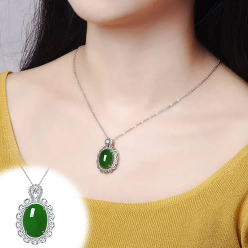 Hollow Pattern Inlaid Crystal Pendant Women Jewelry Trendy 925 Silver Chain Clavicle Necklace Lady Elegant Choker For Birthday
Hollow Pattern Inlaid Crystal Pendant Women Jewelry Trendy 925 Silver Chain Clavicle Necklace Lady Elegant Choker For Birthday
