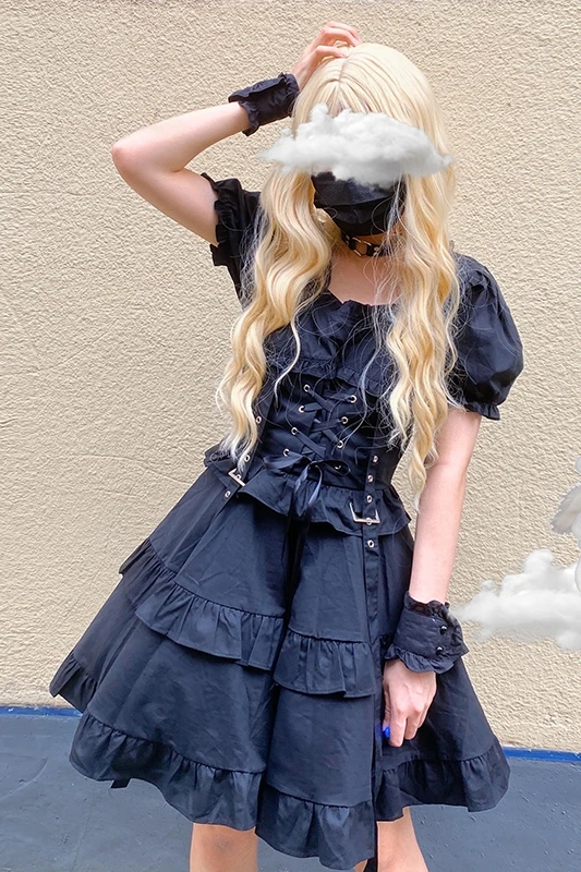 Japanese Dark Style Square Collar Puff Sleeve Strap Waist Hugging Ruffled Puff Lolita Dress Female Summer gothic lolita dress
Japanese Dark Style Square Collar Puff Sleeve Strap Waist Hugging Ruffled Puff Lolita Dress Female Summer gothic lolita dress