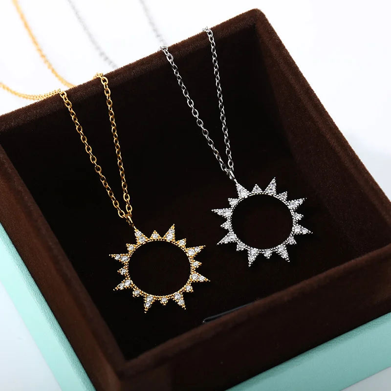 Stainless Steel Sun Flower Pendants Necklace Hollow Zircon Clavicle Chain For Woman Choker Necklace Fashion Jewelry Accessories
Stainless Steel Sun Flower Pendants Necklace Hollow Zircon Clavicle Chain For Woman Choker Necklace Fashion Jewelry Accessories