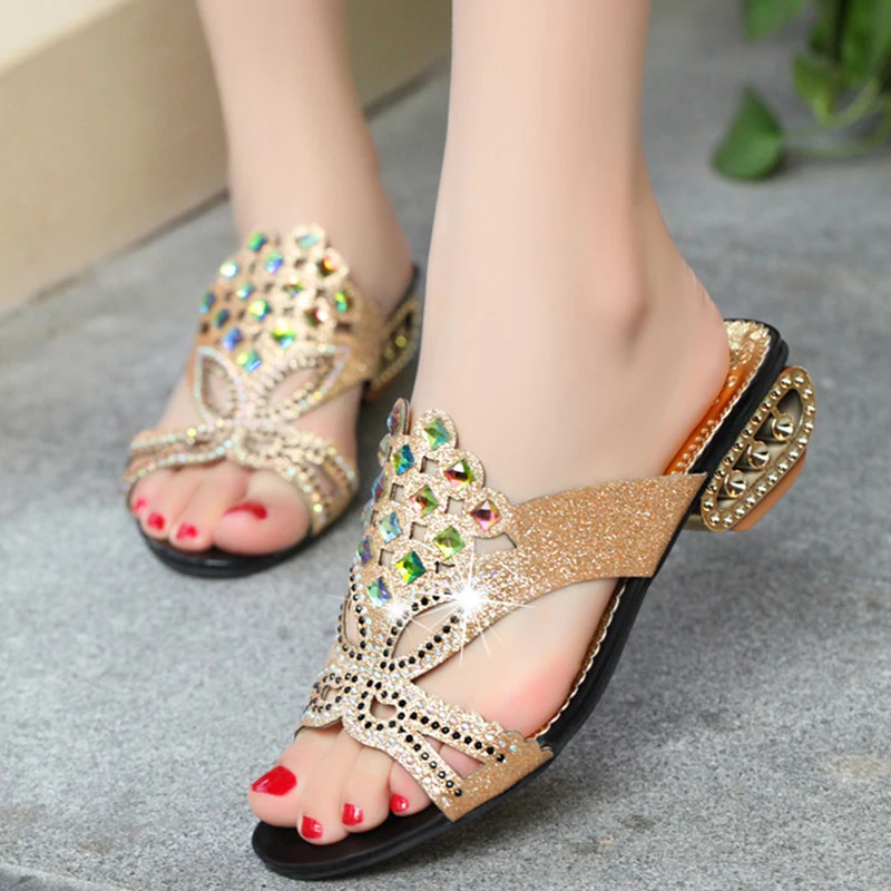 Women Shoes 2021 New Fashion ladies Sequin Rhinestone Sliders Summer Indoor Outdoor Comfort Female Sandals Light Open Toe Shoes
Women Shoes 2021 New Fashion ladies Sequin Rhinestone Sliders Summer Indoor Outdoor Comfort Female Sandals Light Open Toe Shoes