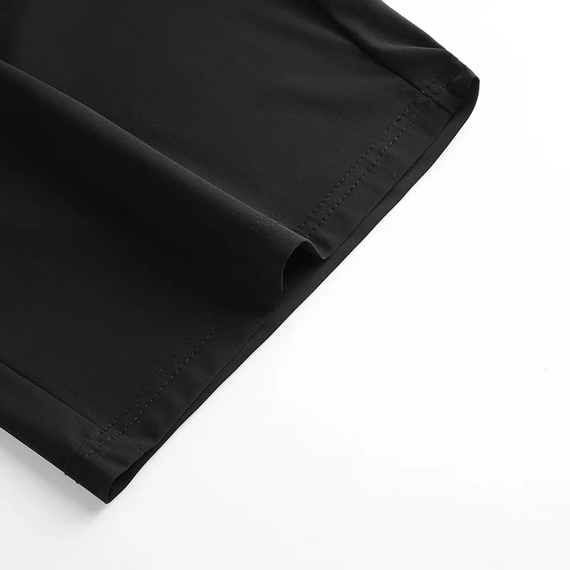 2021 Summer new ice silk shorts casual five-point pants men's loose sports shorts summer fashion beach pants
2021 Summer new ice silk shorts casual five-point pants men's loose sports shorts summer fashion beach pants