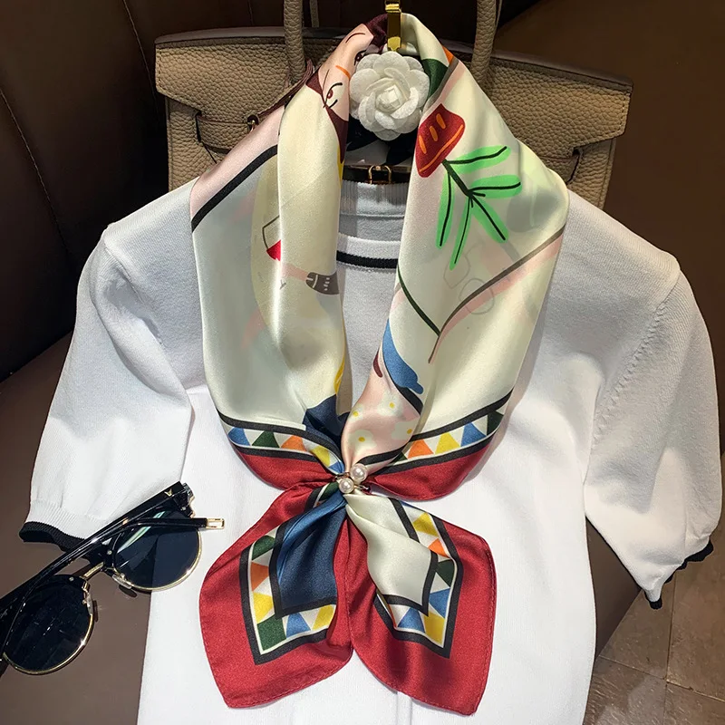 Шарф женский Шелковый, шифоновый, осенне-весенний, квадратный, 70 шт. 
Шарф женский Шелковый, шифоновый, осенне-весенний, квадратный, 70 шт.