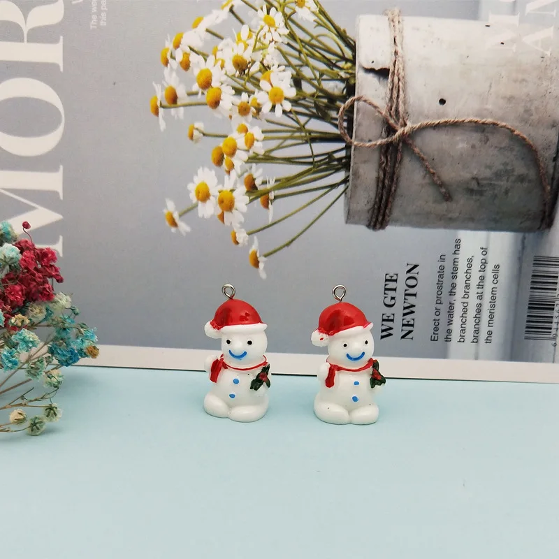 10Pcs/Pack 2021 New Cute Cartoon Christmas Series Resin Snowman Earring Pendant DIY Handmade Bracelet Bag Pendant Material
10Pcs/Pack 2021 New Cute Cartoon Christmas Series Resin Snowman Earring Pendant DIY Handmade Bracelet Bag Pendant Material