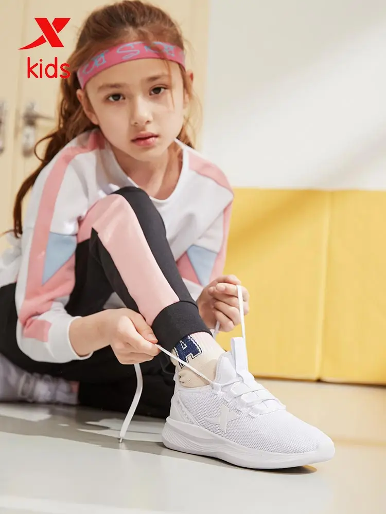 Xtep Runnning Shoes For Kids Casual Pure Color Breathable Sneakers Girls Fashion Comfortable Sneaker White Pink 680114119607
Xtep Runnning Shoes For Kids Casual Pure Color Breathable Sneakers Girls Fashion Comfortable Sneaker White Pink 680114119607