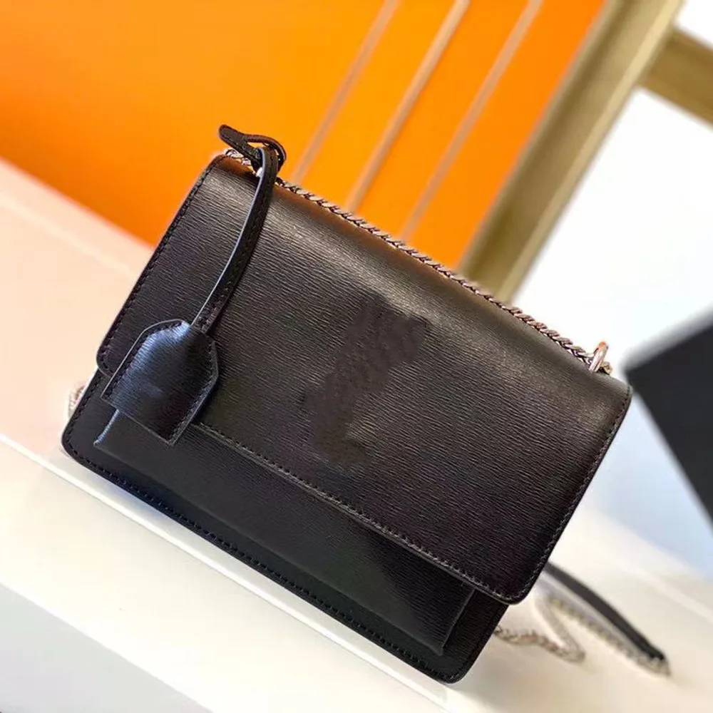 Solid color crossbody bag Women's new fashion 2021 one-shoulder envelope bag Women's fashion crossbody bag handbag
Solid color crossbody bag Women's new fashion 2021 one-shoulder envelope bag Women's fashion crossbody bag handbag