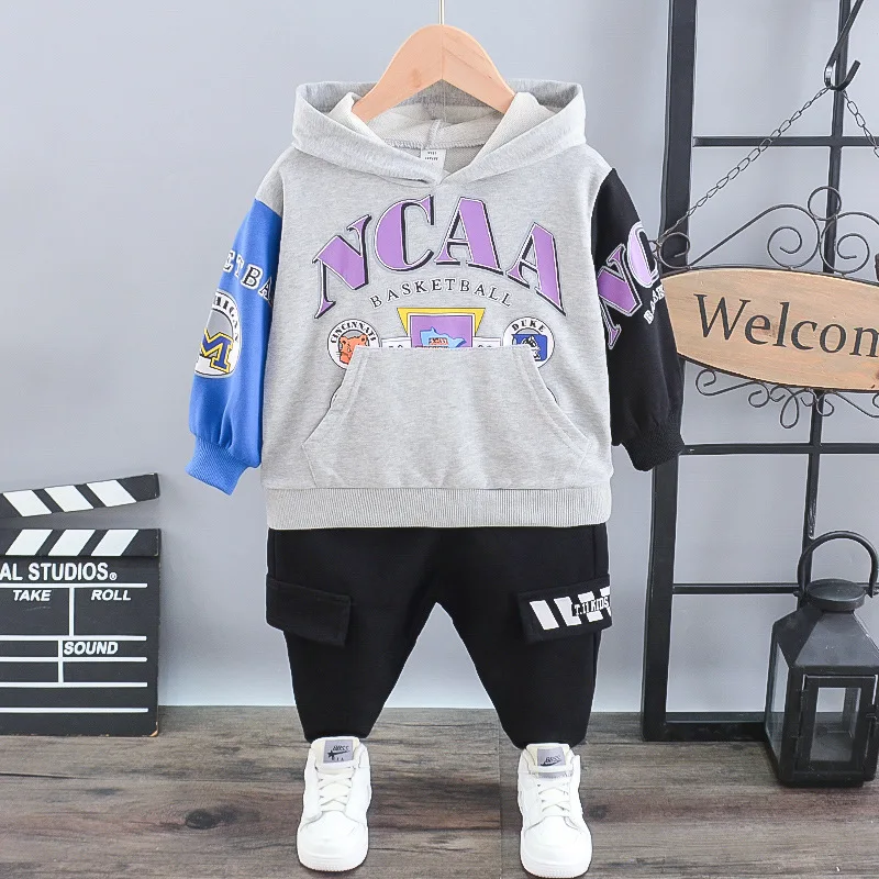Осенние спортивные повседневные Костюмы для мальчиков 2021, Осенние новые одинаковые свитшоты для маленьких мальчиков, корейские Повседневн...
Осенние спортивные повседневные Костюмы для мальчиков 2021, Осенние новые одинаковые свитшоты для маленьких мальчиков, корейские Повседневн...