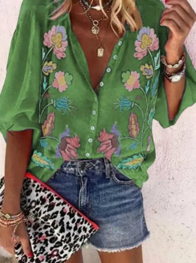2021Summer Woman Print Shirt Loose V-Neck Single Breasted Ladies Blouses Street Fashion Five-Point Sleeve Female Party Femme New
2021Summer Woman Print Shirt Loose V-Neck Single Breasted Ladies Blouses Street Fashion Five-Point Sleeve Female Party Femme New