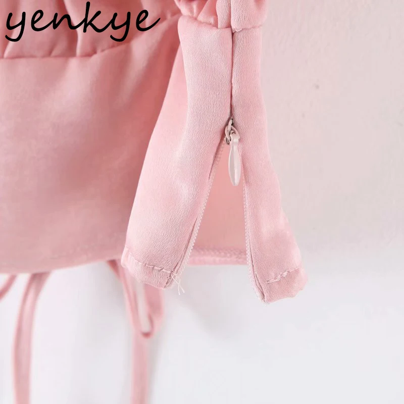 YENKYE Sweet Pink Satin Crop Top Women Sexy Square Neck Puff Sleeve Hem Lace Up Summer Blouse Fashion Tops
YENKYE Sweet Pink Satin Crop Top Women Sexy Square Neck Puff Sleeve Hem Lace Up Summer Blouse Fashion Tops