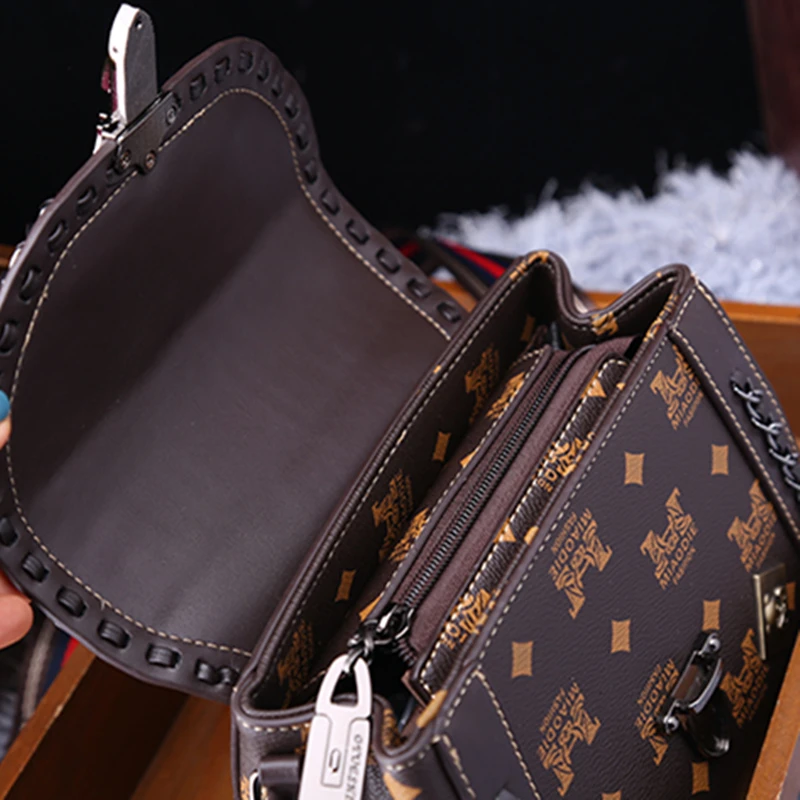 Genuine Leather Top-handle Hand Bag for Women 2021 Retro Shoulder Messenger Bags Ladies Fashionable Purses and Handbags Channels
Genuine Leather Top-handle Hand Bag for Women 2021 Retro Shoulder Messenger Bags Ladies Fashionable Purses and Handbags Channels