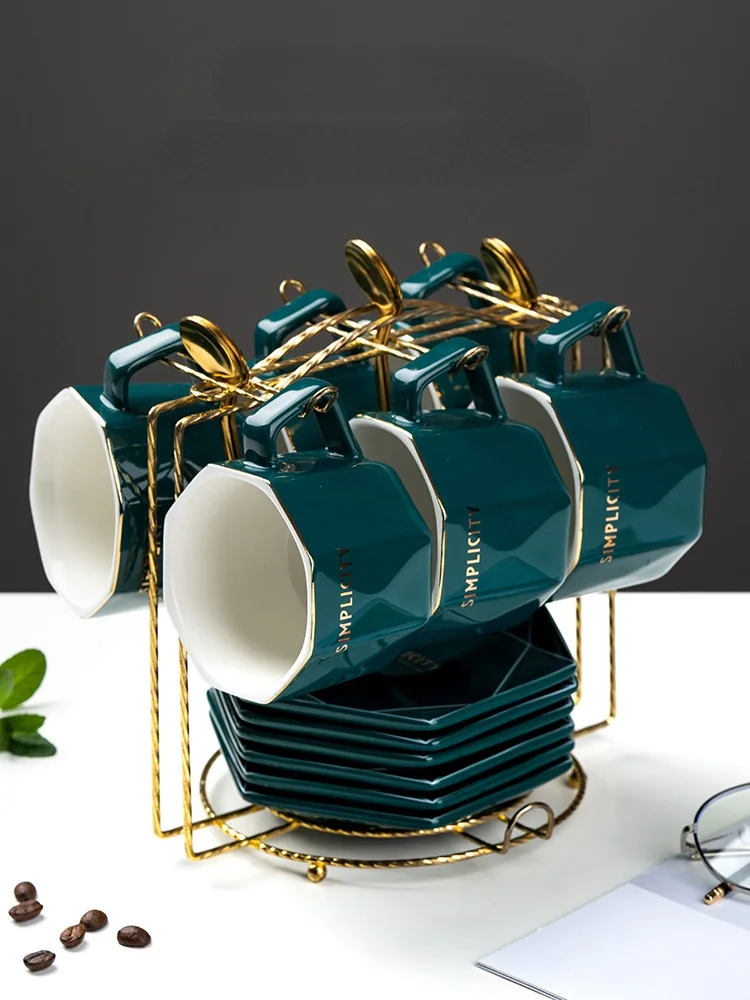Exquisite European Coffee Cup Set Small Ceramic Household Cups Porcelain Creative Drinking Water Mug Gift Canecas Drinkware
Exquisite European Coffee Cup Set Small Ceramic Household Cups Porcelain Creative Drinking Water Mug Gift Canecas Drinkware