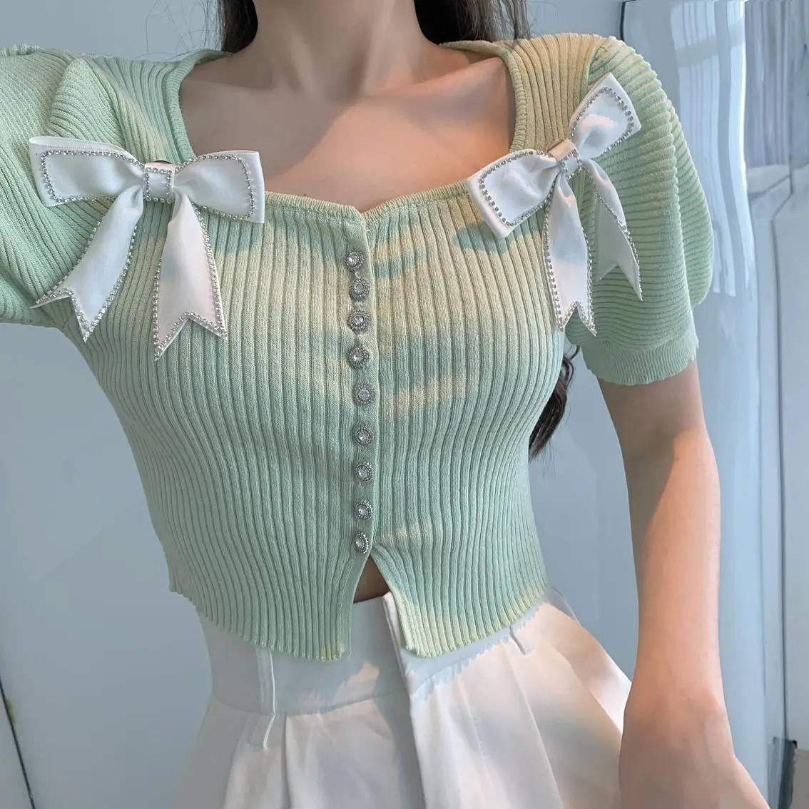 Summer Women Short Elegant Knit Bowknot Puff Sleeve Cardigan Slim Beading Sweater Top
Summer Women Short Elegant Knit Bowknot Puff Sleeve Cardigan Slim Beading Sweater Top