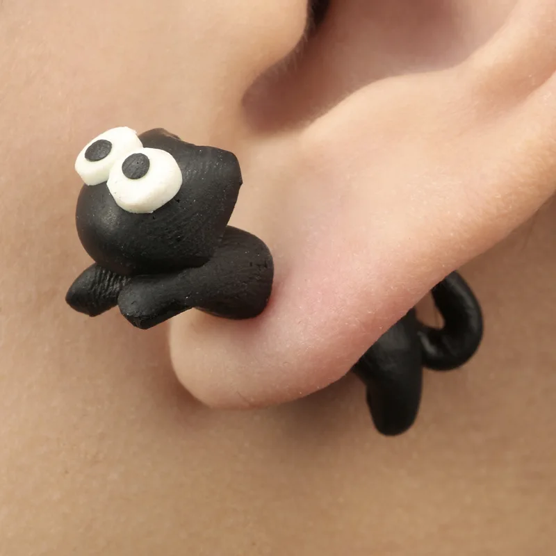 Manual Polymer Clay Earrings Three-Dimensional Cartoon Kitten Cat Earrings fission
Manual Polymer Clay Earrings Three-Dimensional Cartoon Kitten Cat Earrings fission