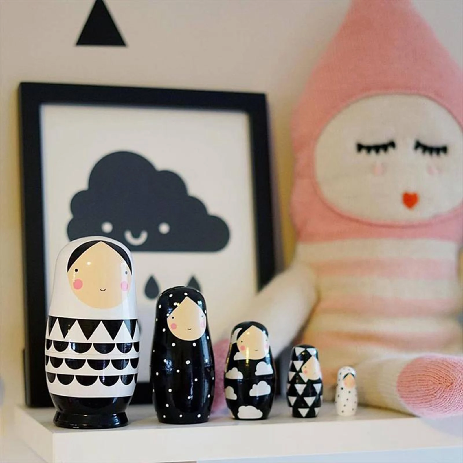 5Pcs Russian Nesting DollsMatryoshka Doll for Kids Christmas Decorations, Wooden Toys Gifts, Cartoon Girl Pattern
5Pcs Russian Nesting DollsMatryoshka Doll for Kids Christmas Decorations, Wooden Toys Gifts, Cartoon Girl Pattern