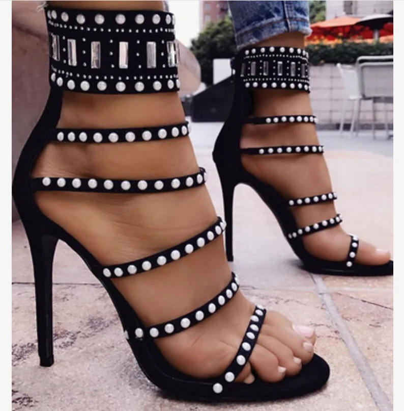 2021 Newest Pearl Straps Women Open Toe High Heel Sandals Luxury Rhinestone Patchwork Ladies Sexy Stiletto Faux Suede Leather
2021 Newest Pearl Straps Women Open Toe High Heel Sandals Luxury Rhinestone Patchwork Ladies Sexy Stiletto Faux Suede Leather