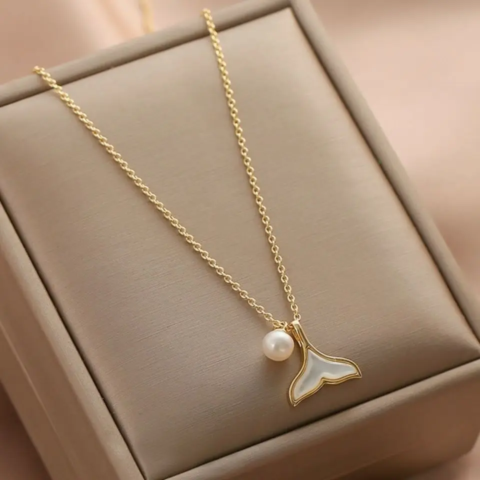 Ladies shell fishtail pearl pendant necklace high quality steel never fading clavicle chain Ladies jewelry gift 2021
Ladies shell fishtail pearl pendant necklace high quality steel never fading clavicle chain Ladies jewelry gift 2021