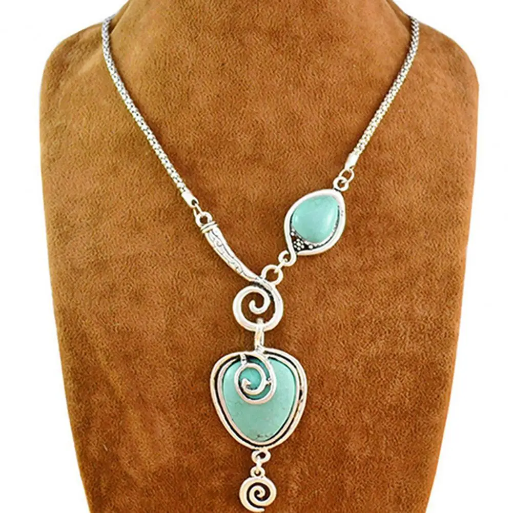 50% Hot Sale Women Vintage Charm Heart Bib Collar Pendant Turquoise Necklace Jewelry Accessories
50% Hot Sale Women Vintage Charm Heart Bib Collar Pendant Turquoise Necklace Jewelry Accessories