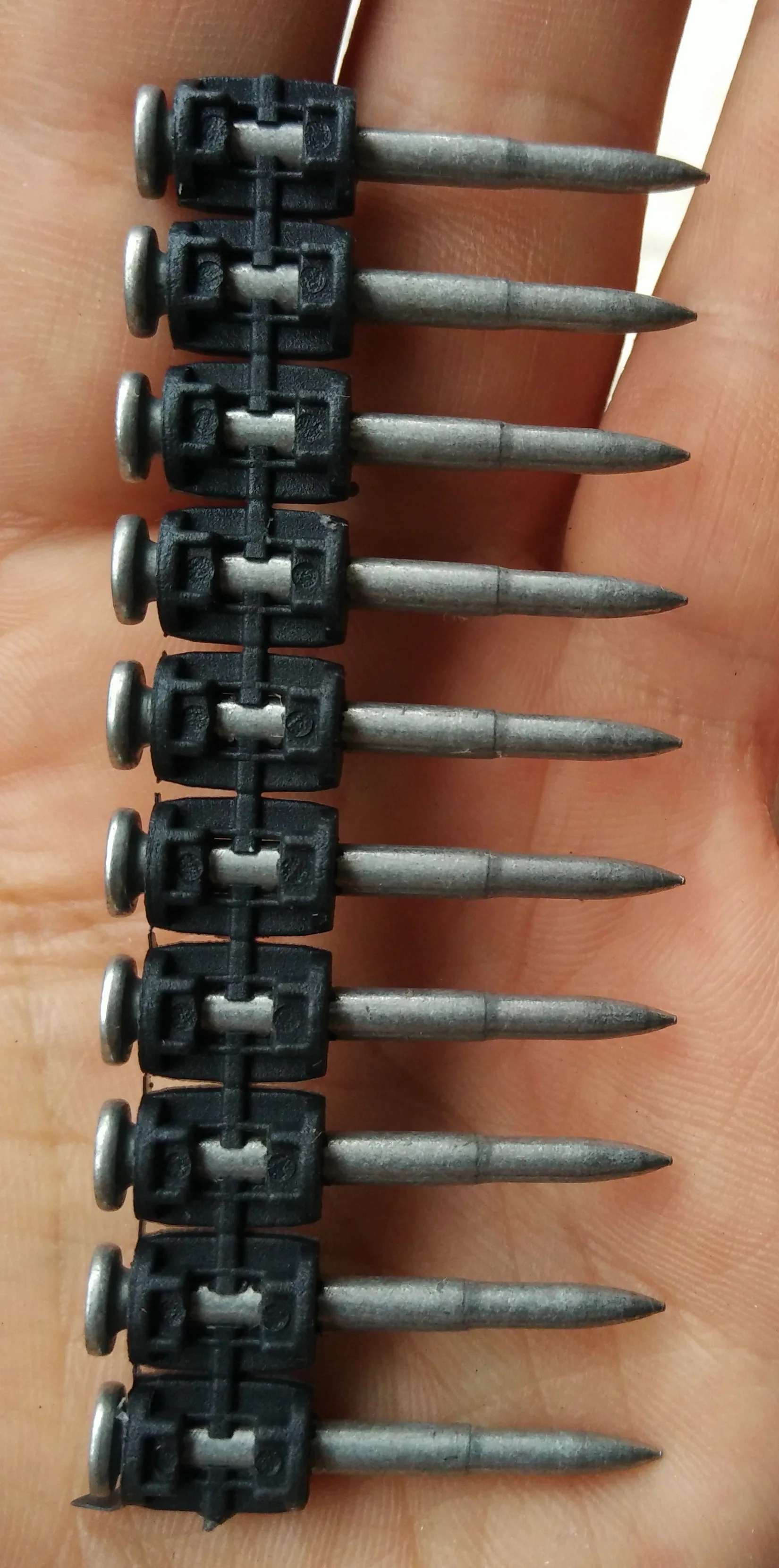 free shipping concret gun nail 19mm 22mm 27mm 32mm 38mm forHILTI GX120 GX100 G3 nail gun
free shipping concret gun nail 19mm 22mm 27mm 32mm 38mm forHILTI GX120 GX100 G3 nail gun