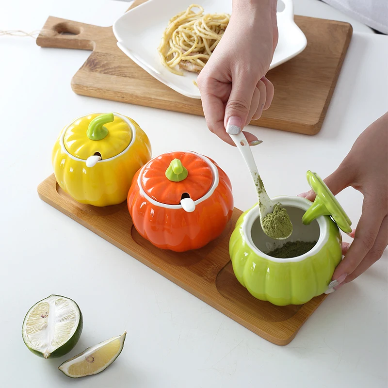 3pcs/Set Ceramic Seasoning Pumpkin Bottle With Tray Seasoning Pot Combination Kitchen Accessories Home Decor Tableware 08146
3pcs/Set Ceramic Seasoning Pumpkin Bottle With Tray Seasoning Pot Combination Kitchen Accessories Home Decor Tableware 08146