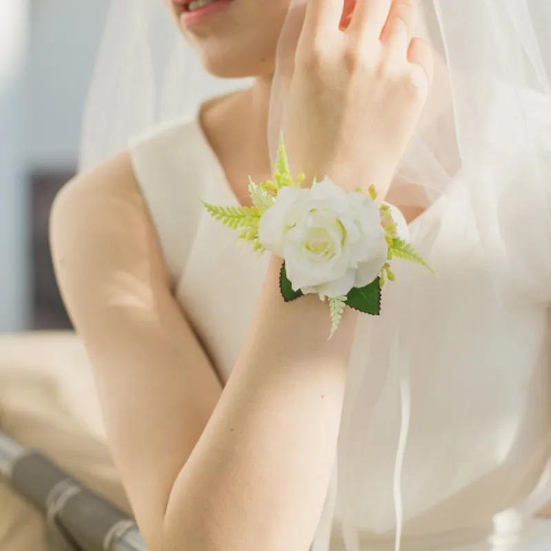 Lovely Wedding Wrist Corsage White Flowers High Quality Handmade Bride Bridesmaid Accessories
Lovely Wedding Wrist Corsage White Flowers High Quality Handmade Bride Bridesmaid Accessories