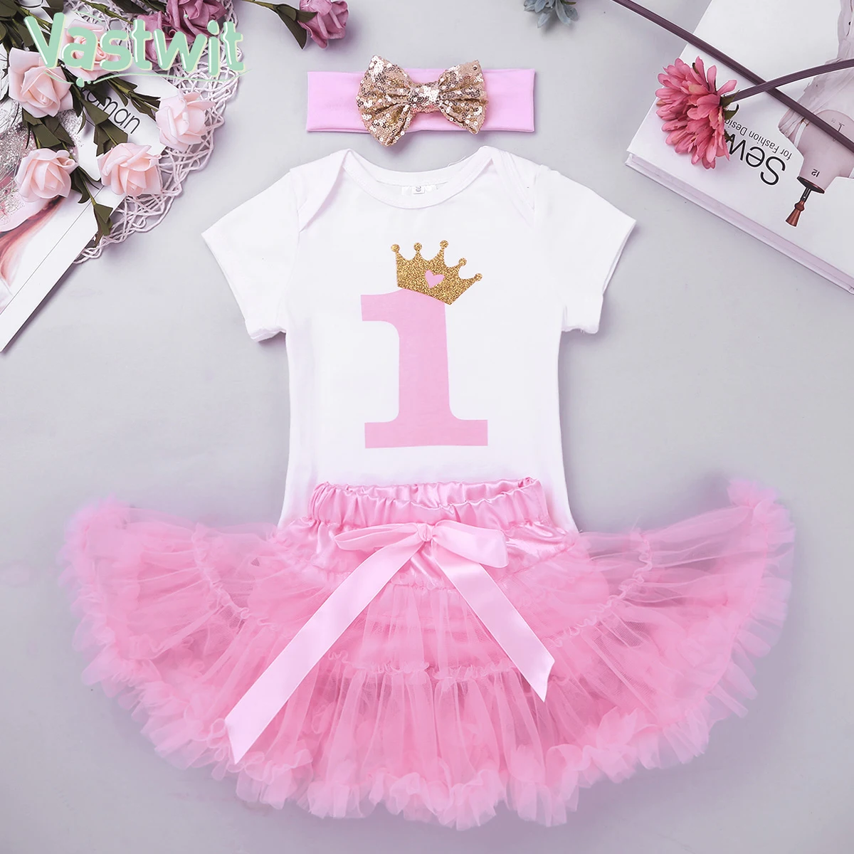 Baby Girl One Year Dress 1st First Birthday Party Outfit Baby Romper With Mesh Tutu Skirt Headband Summer Girl Clothes 3pcs Sets
Baby Girl One Year Dress 1st First Birthday Party Outfit Baby Romper With Mesh Tutu Skirt Headband Summer Girl Clothes 3pcs Sets