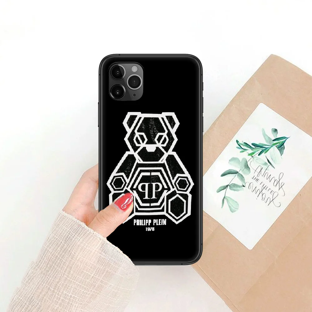 philipps Luxury Brand pleins Phone Case Cover Hull For iphone 5 5s se 2 6 6s 7 8 12 mini plus X XS XR 11 PRO MAX black painting
philipps Luxury Brand pleins Phone Case Cover Hull For iphone 5 5s se 2 6 6s 7 8 12 mini plus X XS XR 11 PRO MAX black painting