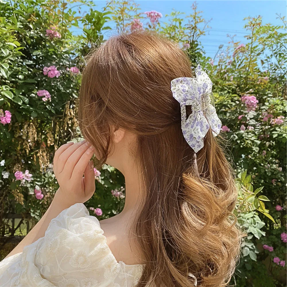 2021 New Women Elegant Black Hollow Geometric Metal Hair Claw Vintage Hair Clip Headband Hairpin Fashion Hair Accessories Flower
2021 New Women Elegant Black Hollow Geometric Metal Hair Claw Vintage Hair Clip Headband Hairpin Fashion Hair Accessories Flower