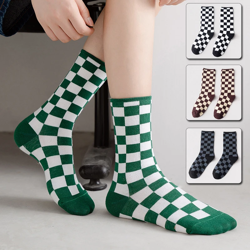 New Style In Tube Cotton Women's Socks Lattice White and Green Socks Breathable Fashion Men's Socks, Autumn and Winter Socks
New Style In Tube Cotton Women's Socks Lattice White and Green Socks Breathable Fashion Men's Socks, Autumn and Winter Socks
