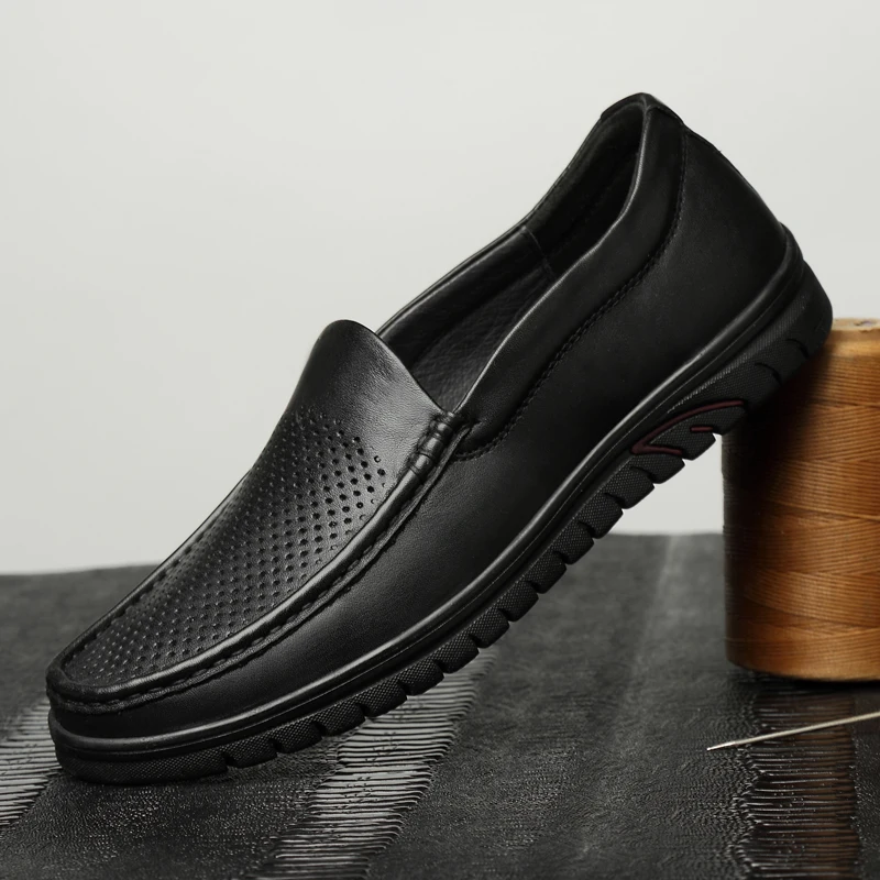 Men's Leather Shoes Casual Male Shoe Sapato Masculino Men Flat Shoes Black 2020 Man Mens Causal Fashion New Breathable Sport
Men's Leather Shoes Casual Male Shoe Sapato Masculino Men Flat Shoes Black 2020 Man Mens Causal Fashion New Breathable Sport