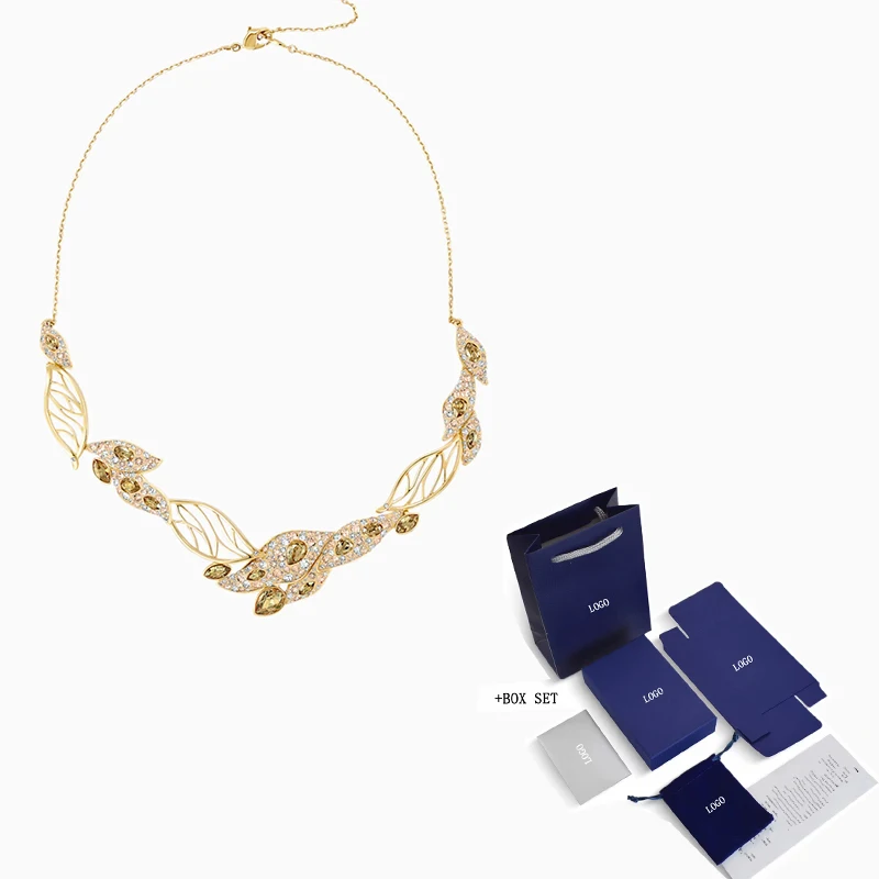 SWA NEW GRACEFUL BLOOM Personality Necklace, Exquisite Lurex Leaf Crystal Petals, Luxurious Decoration, Romantic Gift For Ladies
SWA NEW GRACEFUL BLOOM Personality Necklace, Exquisite Lurex Leaf Crystal Petals, Luxurious Decoration, Romantic Gift For Ladies