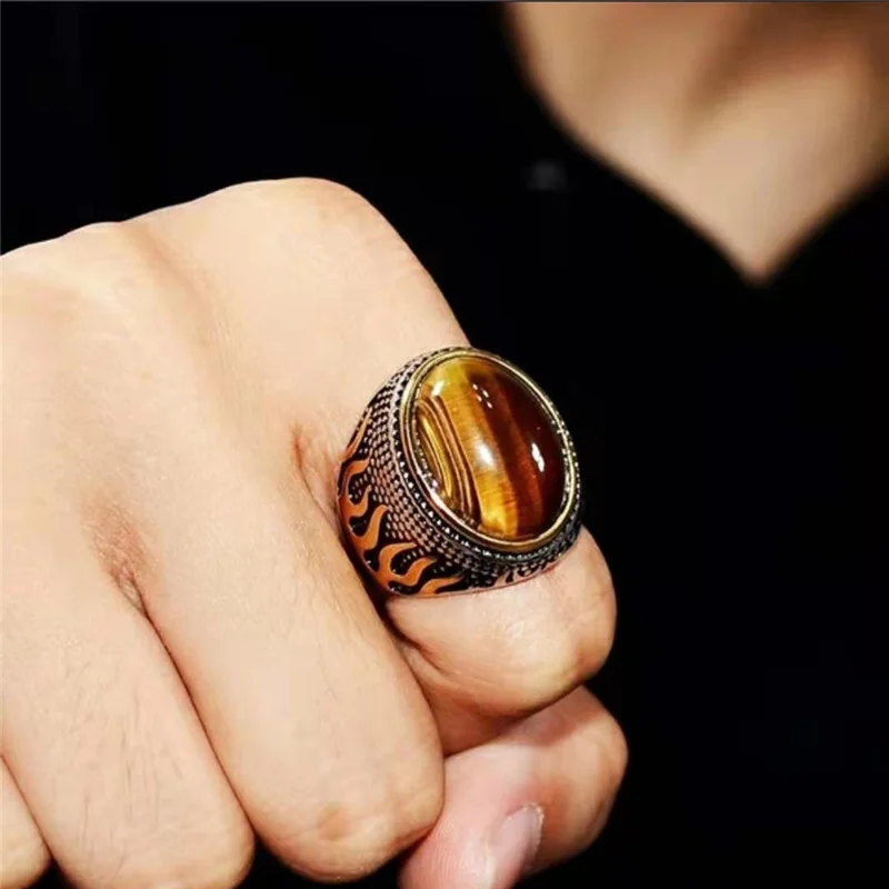 Hip Hop Men's Oval Tiger's Eye Stone Ring For Male Luxury Party Wedding Jewelry Male Pattern Flame Rings Accessories
Hip Hop Men's Oval Tiger's Eye Stone Ring For Male Luxury Party Wedding Jewelry Male Pattern Flame Rings Accessories